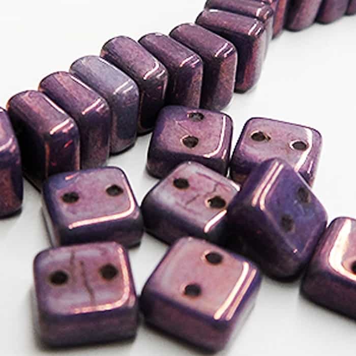 CHX06-10/15726  Luminous purple - 25 beads