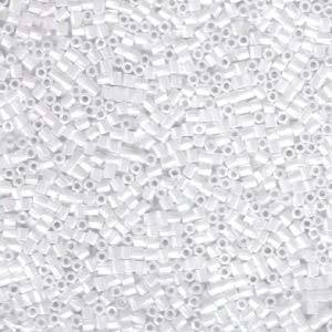 10CT-420  White opaque luster - 8.5g