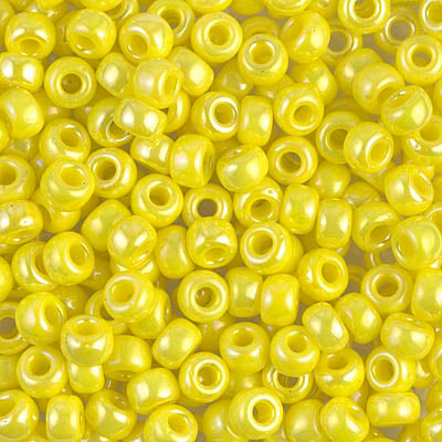 6-404R  Opaque yellow AB - 35g