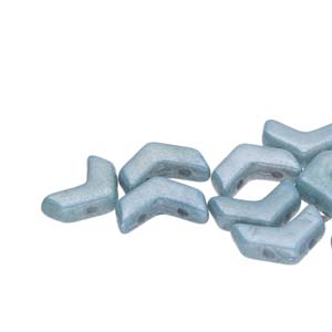 CHV104-14464 Chalk blue luster / 30 bead strand