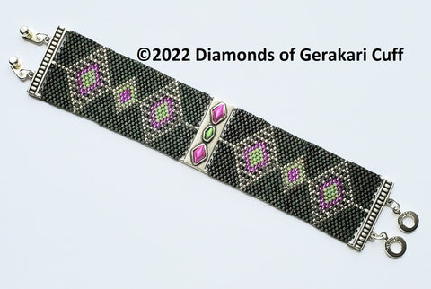 DGCK-001 Diamonds of Gerakari Cuff - Simple Royal