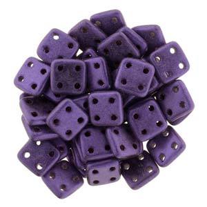 QUT06-79021  Metallic purple suede - 50 beads